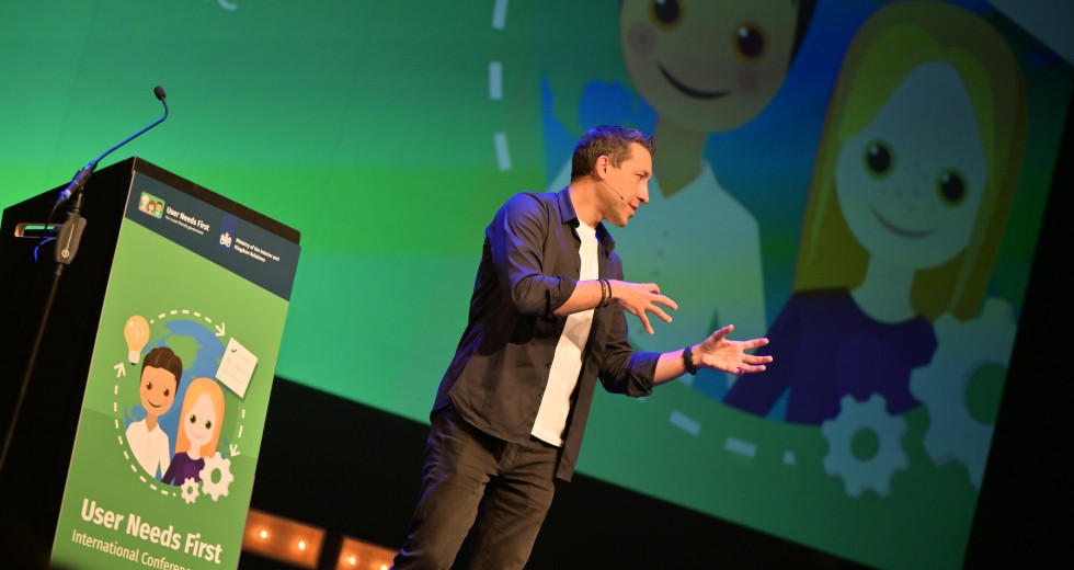 Keynote van Oleg Olovynko bij de User Needs First Conference 2025